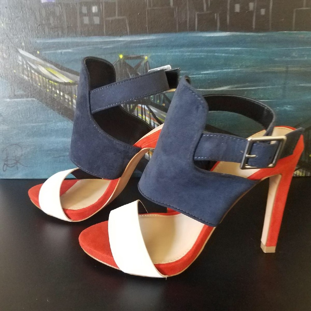 ZARA TRAFALUC HEELS US SIZE 6